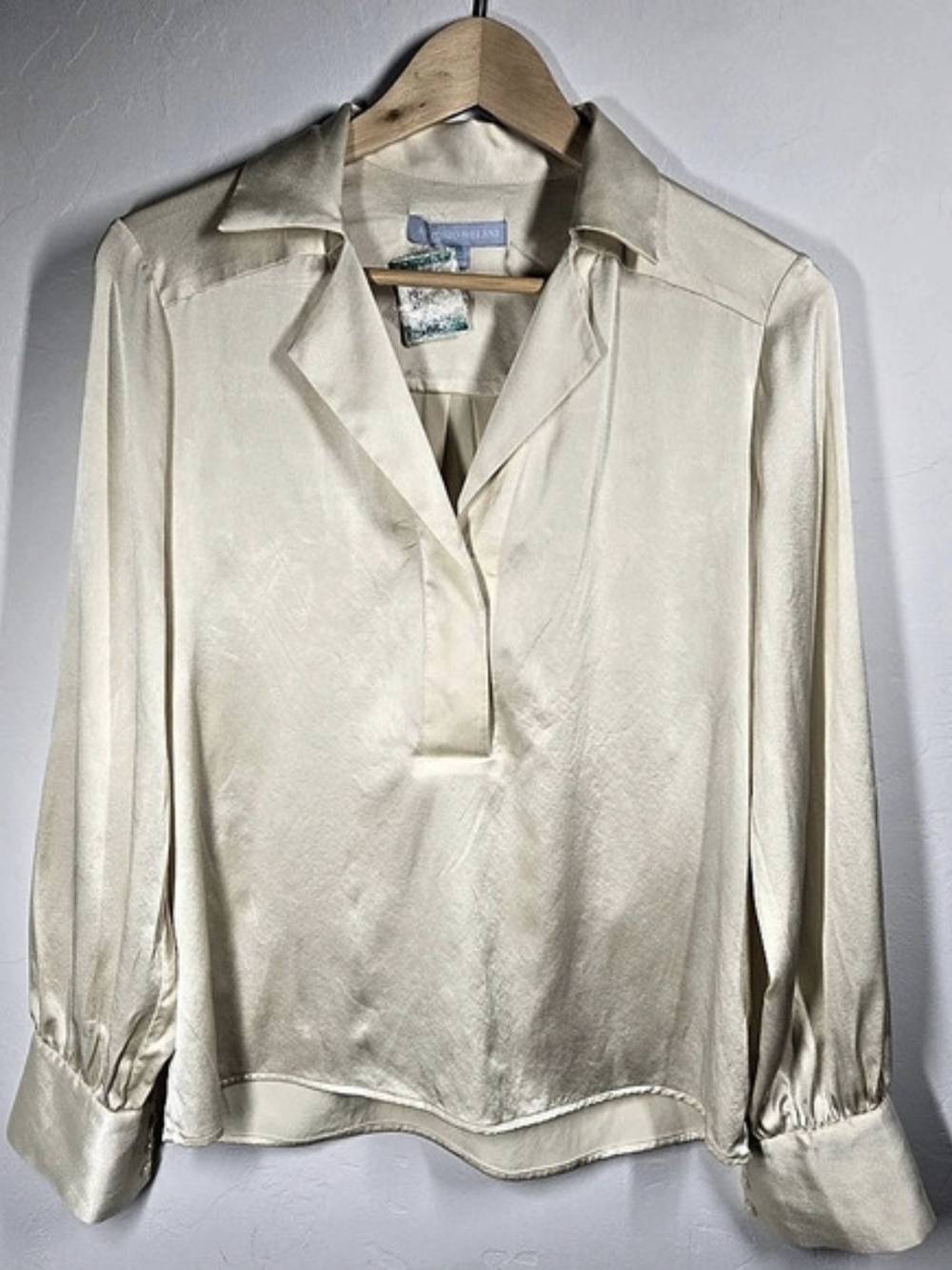 Antonio Melani Cream Long Sleeve Blouse